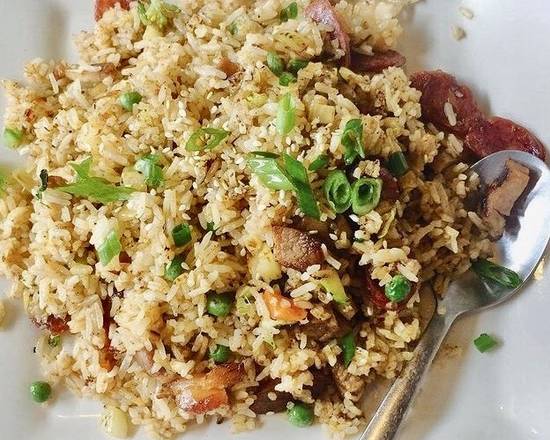 89. Riz sauté avec porc BBQ / Fried rice with BBQ pork / 叉烧炒饭